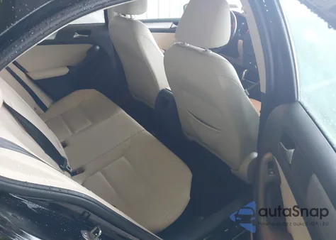 2018 Volkswagen Jetta 1.4T Se/1.4T Wolfsburg Edition z USA, uszkodzony, nr VIN 3VWDB7AJ3JM263655